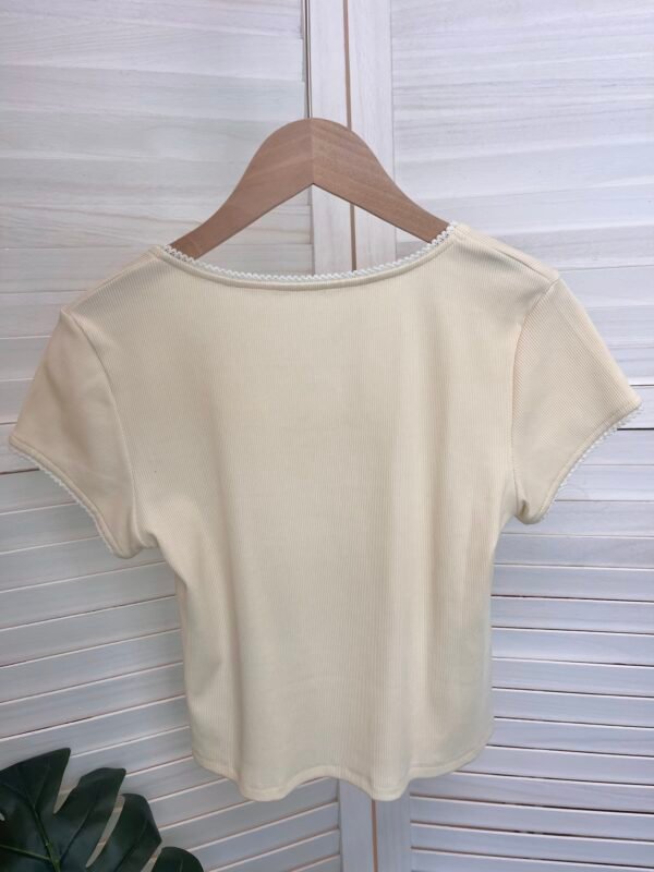 LACE TRIM TOP 方领小上衣