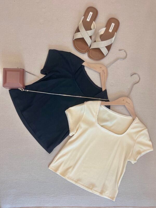 LACE TRIM TOP 方领小上衣