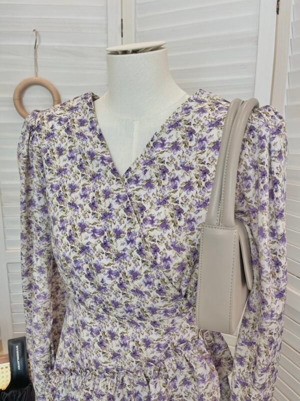 LAVENDER PLEATED DRESS 花边下摆连衣裙