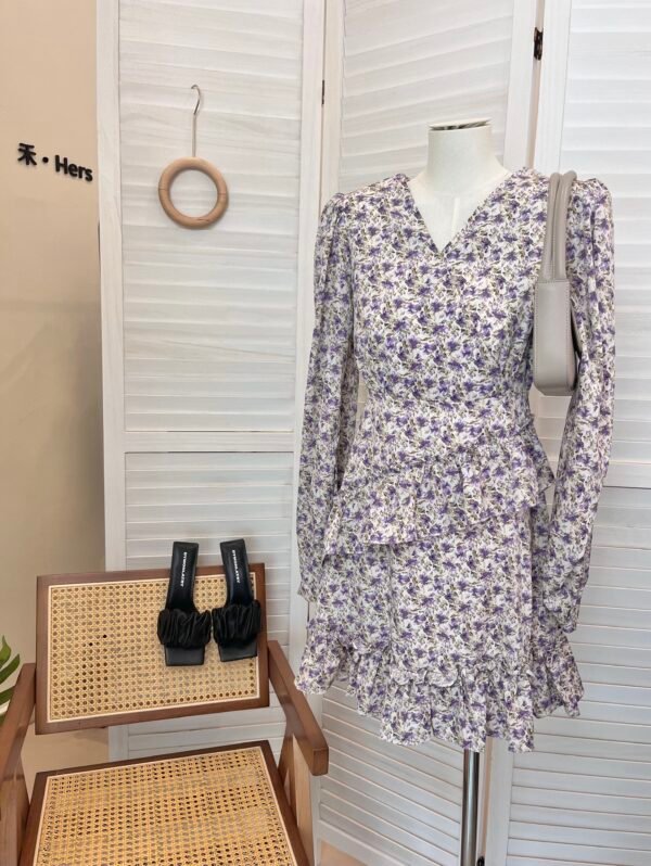 LAVENDER PLEATED DRESS 花边下摆连衣裙
