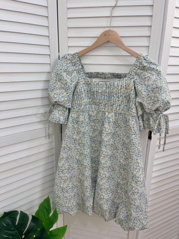 VM FLORAL PRINT DRESS  法式碎花连衣裙