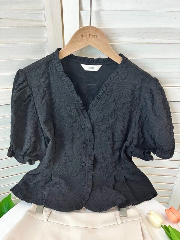 UNIQUE CUTWORK BLOUSE 小众木耳花边小上衣