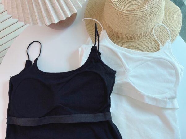 SINGLET WITH SPONGE BRA 镂空设计吊带背心