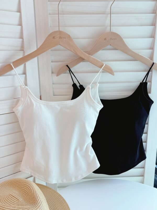 SINGLET WITH SPONGE BRA 镂空设计吊带背心